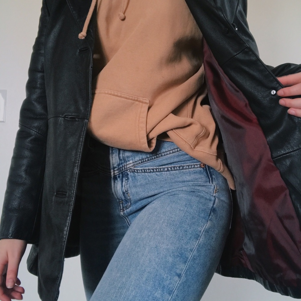 Oversized Leather Jacket - Picture 2 of 3